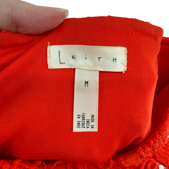 Leith Lace Pencil Skirt MEDIUM Red Floral Overlay Sheer Hem Lined Zip Crochet - Picture 9 of 13